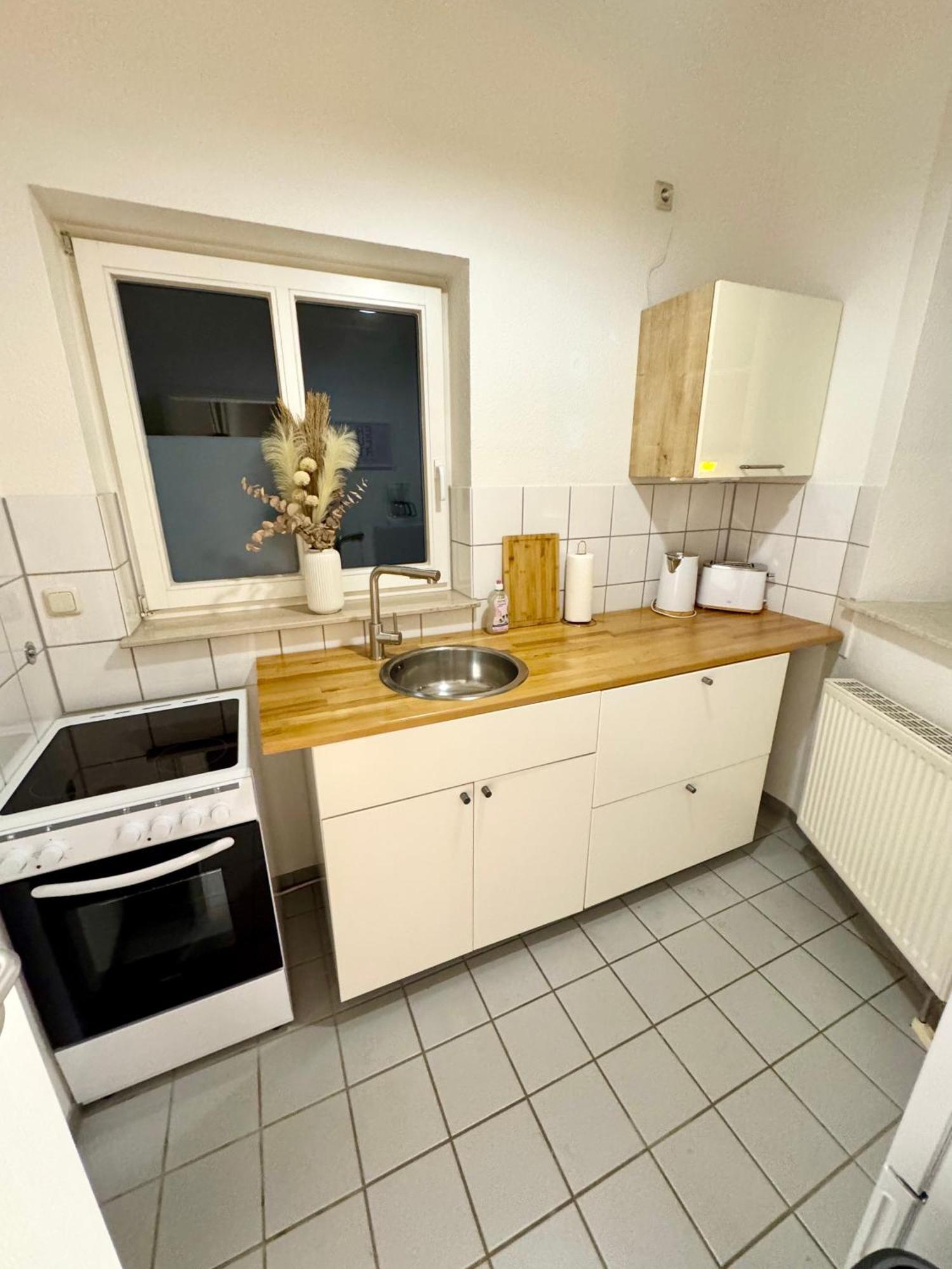 Ferienwohnung Schildblick Modernes Apartment Direkt In Der Altstadt Von Erfurt Nahe Der Kraemerbruecke - Beste Innenstadtlage المظهر الخارجي الصورة